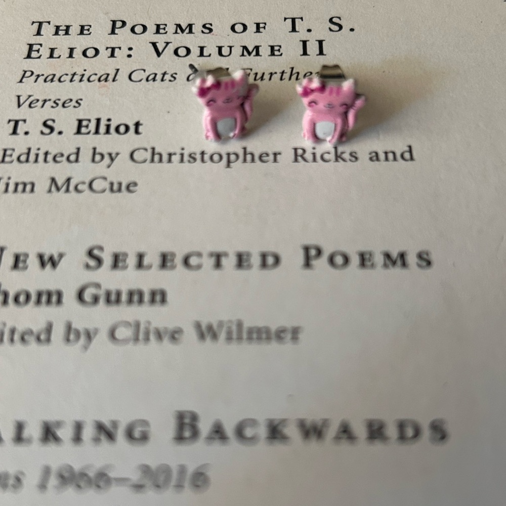 Pink Cat Earrings - Picture 2 of 2